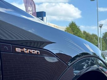 Audi e-tron 50 Technik Auto quattro 5dr 71.2kWh