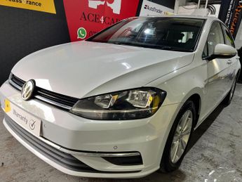 Volkswagen Golf TDi 1.6 TDI SE Nav DSG Euro 6 (s/s) 5dr