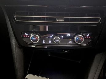 Vauxhall Mokka Electric 50kWh SRi Nav Premium Auto 5dr