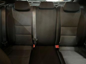 Hyundai i30 1.6 CRDi Active Auto Euro 5 5dr