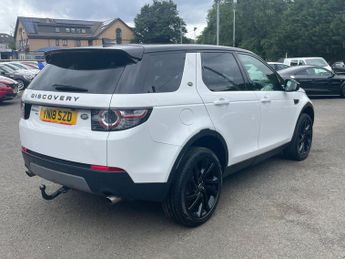 Land Rover Discovery Sport 2.0 TD4 HSE Black Auto 4WD Euro 6 (s/s) 5dr