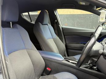 Toyota C-HR 1.8 VVT-h Dynamic CVT Euro 6 (s/s) 5dr