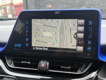 Toyota C-HR 1.8 VVT-h Dynamic CVT Euro 6 (s/s) 5dr