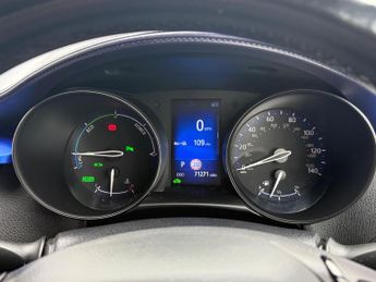 Toyota C-HR 1.8 VVT-h Dynamic CVT Euro 6 (s/s) 5dr