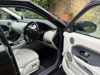 Land Rover Range Rover Evoque 2.2 SD4 Pure Tech Auto 4WD Euro 5 (s/s) 5dr