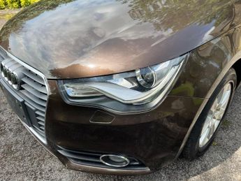 Audi A1 1.4 TFSI S line Sportback S Tronic Euro 5 (s/s) 5dr