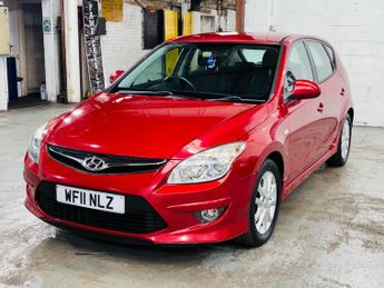 Hyundai i30 1.6 CRDi Comfort Auto Euro 4 5dr