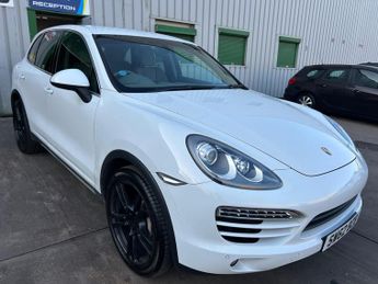 Porsche Cayenne 3.0 TD V6 Tiptronic 4WD Euro 5 (s/s) 5dr