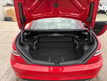 Mercedes-Benz SLK 2.1 SLK250 CDI BlueEfficiency AMG Sport G-Tronic+ Euro 5 (s/s) 2