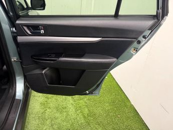 Subaru Outback 2.5i SE Lineartronic 4WD Euro 5 5dr