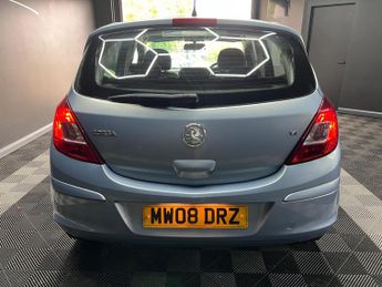 Vauxhall Corsa 1.4i 16v Club 5dr