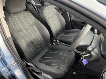 Vauxhall Corsa 1.4i 16v Club 5dr
