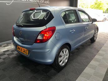 Vauxhall Corsa 1.4i 16v Club 5dr