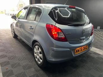 Vauxhall Corsa 1.4i 16v Club 5dr