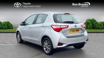 Toyota Yaris 1.5 VVT-h Icon E-CVT Euro 6 (s/s) 5dr