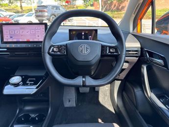 MG MG4 77kWh Trophy Extended Range Auto 5dr