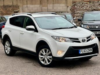 Toyota RAV4 2.2 D-4D Invincible 4WD Euro 5 5dr