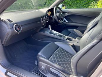 Audi TT 2.0 TFSI S line S Tronic Euro 6 (s/s) 3dr