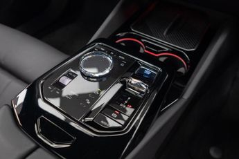 BMW i5 M60 83.9kWh Auto xDrive 4dr