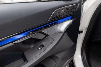 BMW i5 M60 83.9kWh Auto xDrive 4dr