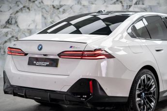 BMW i5 M60 83.9kWh Auto xDrive 4dr