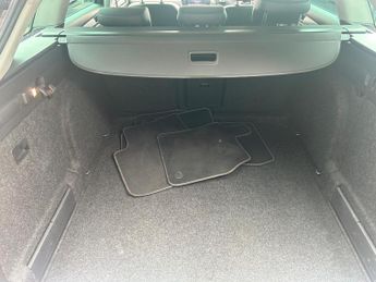 Skoda Superb 2.0 TDI SE L Executive DSG Euro 6 (s/s) 5dr