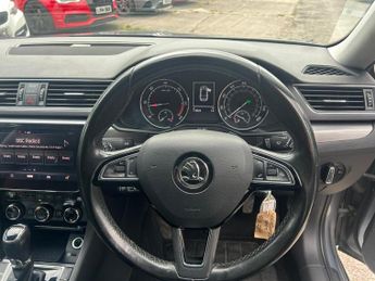 Skoda Superb 2.0 TDI SE L Executive DSG Euro 6 (s/s) 5dr