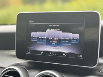 MERCEDES-BENZ C CLASS 2.0 C200 AMG Line