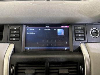 Land Rover Discovery Sport 2.0 TD4 HSE Auto 4WD Euro 6 (s/s) 5dr