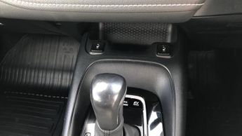 Toyota Corolla 1.8 VVT-h Icon Tech CVT Euro 6 (s/s) 5dr