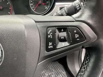 Vauxhall Corsa 1.4i SE Auto Euro 6 5dr