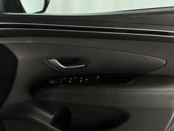 Hyundai TUCSON 1.6 h T-GDi SE Connect Auto Euro 6 (s/s) 5dr