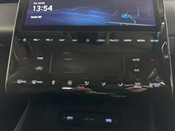Hyundai TUCSON 1.6 h T-GDi SE Connect Auto Euro 6 (s/s) 5dr