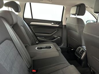 Volkswagen Passat 2.0 TDI EVO SE Nav Euro 6 (s/s) 5dr