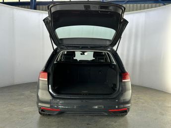 Volkswagen Passat 2.0 TDI EVO SE Nav Euro 6 (s/s) 5dr