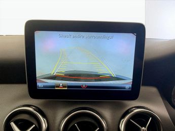 Mercedes-Benz GLA 1.6 GLA180 Urban Edition 7G-DCT Euro 6 (s/s) 5dr