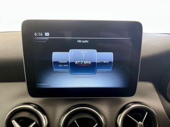 Mercedes-Benz GLA 1.6 GLA180 Urban Edition 7G-DCT Euro 6 (s/s) 5dr