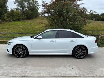 Audi A6 Saloon 2.0 TDI ultra Black Edition S Tronic Euro 6 (s/s) 4dr