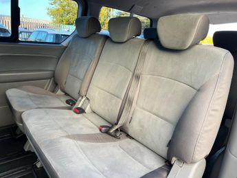 Hyundai i800 2.5 CRDi Style Auto Euro 5 5dr