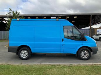 Ford Transit 2.2 TDCi 330 Duratorq FWD L2 H2 5dr
