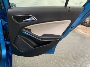 Mercedes-Benz A Class 1.6 A180 SE 7G-DCT Euro 6 (s/s) 5dr