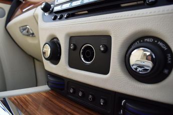 Rolls-Royce Ghost 6.6 V12 Auto Euro 5 4dr