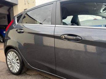 Ford Fiesta 1.4 Titanium 5dr
