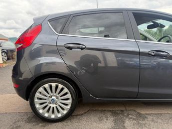 Ford Fiesta 1.4 Titanium 5dr