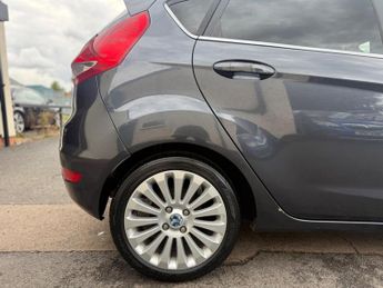 Ford Fiesta 1.4 Titanium 5dr