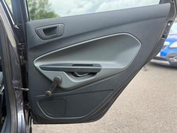 Ford Fiesta 1.4 Titanium 5dr