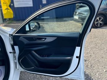 Jaguar XE 2.0 D180 R-Dynamic S Auto Euro 6 (s/s) 4dr