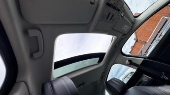 Jaguar XF 2.0d Portfolio Auto AWD Euro 6 (s/s) 4dr