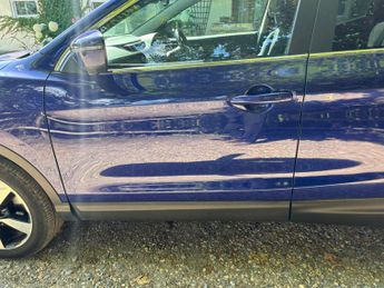 Nissan Qashqai 1.2 DIG-T N-Connecta XTRON 2WD Euro 6 (s/s) 5dr