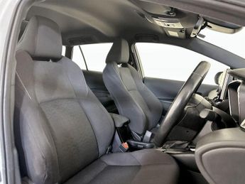 Toyota Corolla 1.8 VVT-h Icon Tech Touring Sports CVT Euro 6 (s/s) 5dr